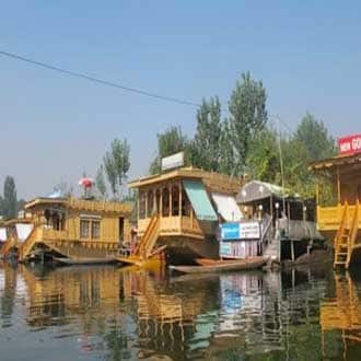 Golden Lily Group of Houseboat, Srinagar 1